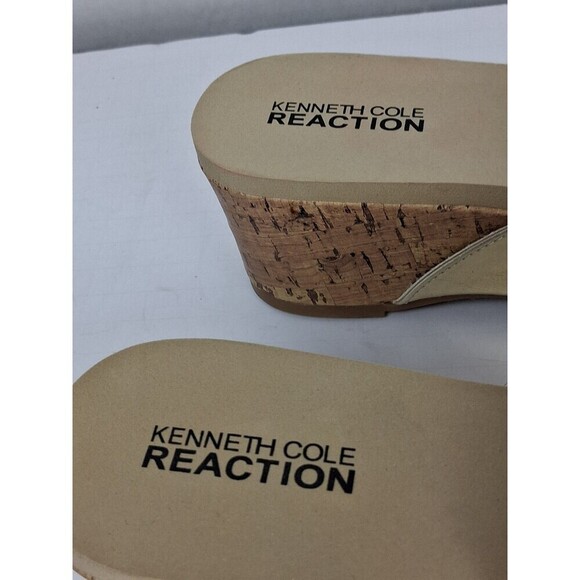 Womens Kenneth Cole Reaction Sandles with Gold Jewels & Cork Wedge 7M 2in Heels. - Picture 8 of 8